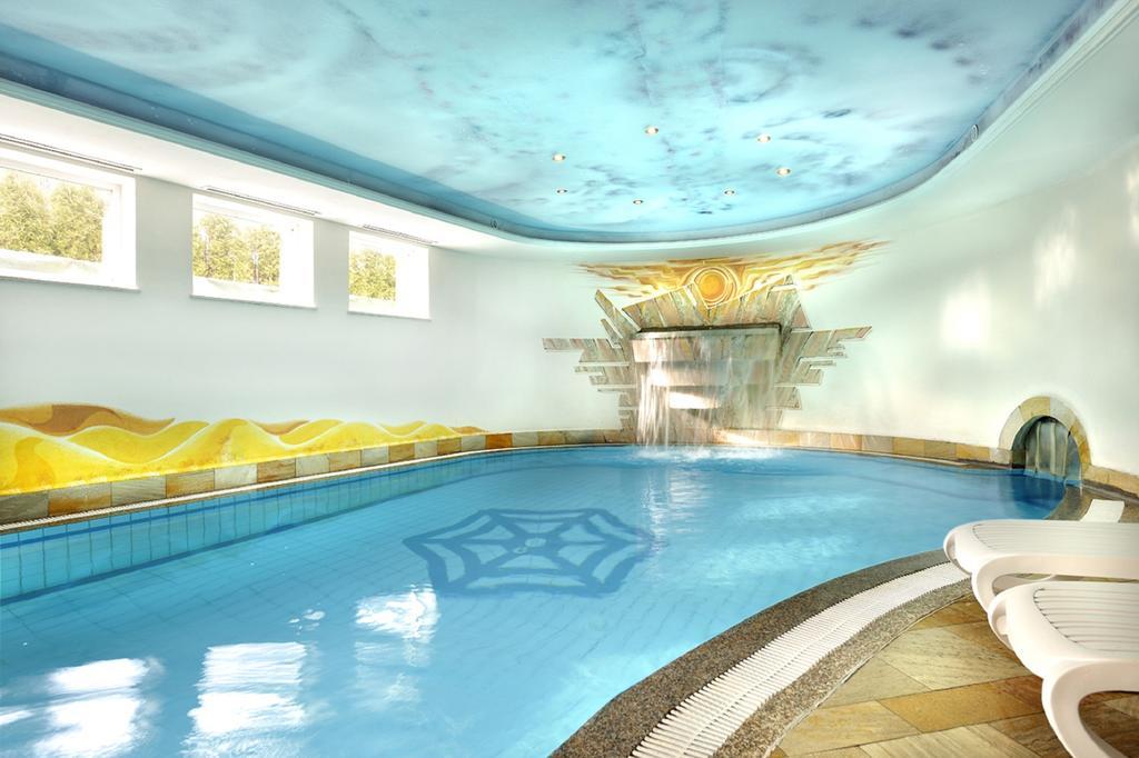 Hotel Ferienwelt Kristall Rauris Exteriör bild